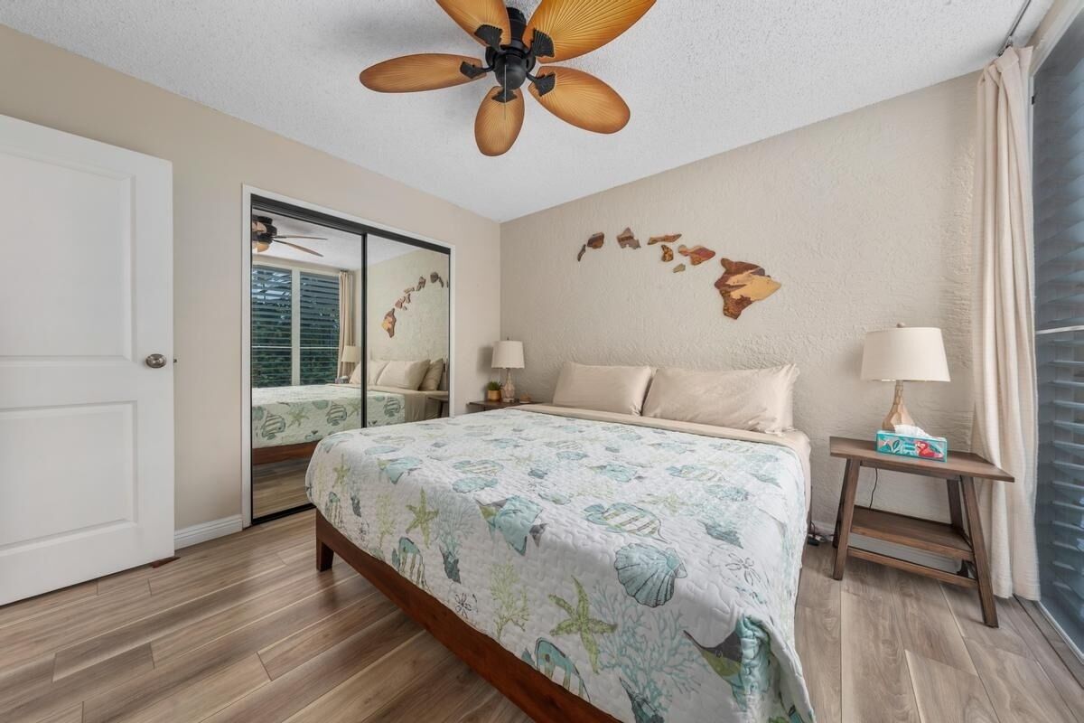 Appartement, 1 slaapkamer | 1 slaapkamer, een laptopwerkplek, een strijkplank/strijkijzer