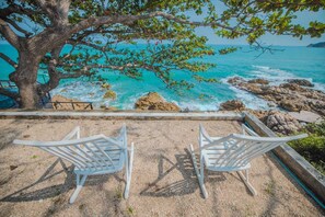 Property grounds - The Viva Luxury Seaside 5-Bedroom Villa (Amphoe Ko Samui)