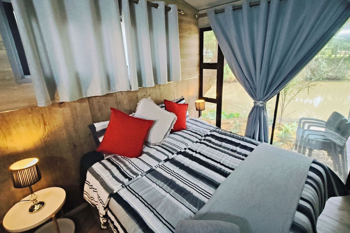 Classic Suite, Lake View