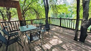 Classic Room, Lake View | Outdoor dining