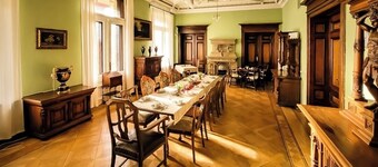 Villa Dietel im Herzen der Park-& Schlossstadt Greiz

kommen! sehen! wohlfüllen!