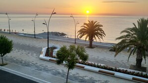 Beach - Fronte mare Levante - primo piano (Montegiordano, Cosenza)