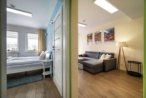 Apartment, Balcony - RentPlanet - Apartament Brzoskwiniowa (Wrocław)