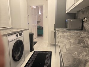 Interior - Spacious 2 bed apartment in Addlestone (Surrey)