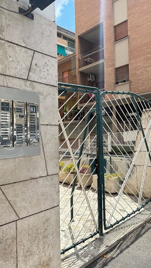 Property grounds - Vatican YH (Roma)