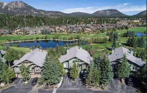 Fairway Front Luxury with Sweeping Mountain Views | 4BR