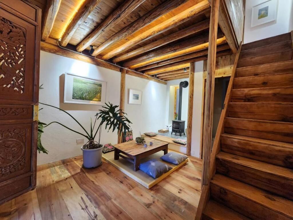 Suite, Patio, Courtyard View | Interior