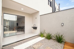Departamento básico | Restaurante al aire libre