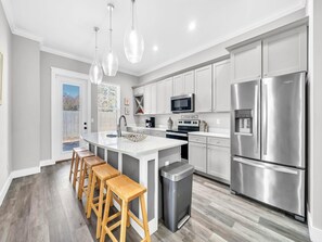 Fridge, microwave, oven, stovetop - Gone Shellin’ | Luxe Home, 0.2mi From Beach + Private Pool (Panama City Beach)