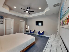 Iron/ironing board, WiFi, bed sheets - Nothin But Time | Pet Friendly, Near Beach, Fenced Yard + Pool (Panama City Beach)