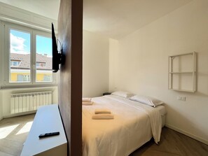 1 camera, culla da viaggio, Wi-Fi, lenzuola