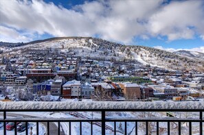 Property grounds - Moose Mgmt at Upper Main 303: Sleeps 18-Private Hot Tub-Views! (Park City)