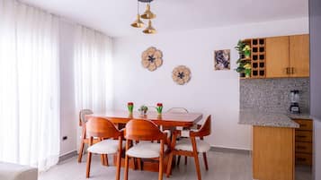 Vila, 3 kamar tidur, Boleh Merokok, kolam renang pribadi | Ruang makan