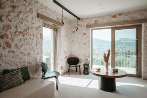 Interior - Novel Villa - 5 bedrooms & Private Pool (Zakynthos)