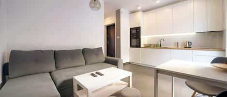 Apartment, Mountain View, Ground Floor | Living area