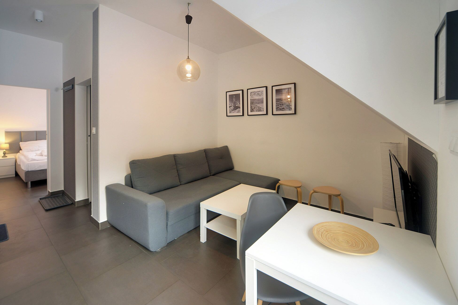 Apartment, Balkon, Bergblick | Wohnbereich