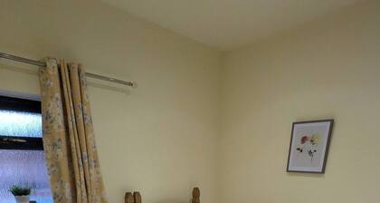 The Tack Room With Hot Tub