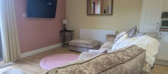 The Tack Room With Hot Tub