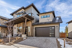 Exterior - Family Flagstaff Retreat with Hot Tub, Arcade Games, Fenced Yard & Office (Flagstaff)