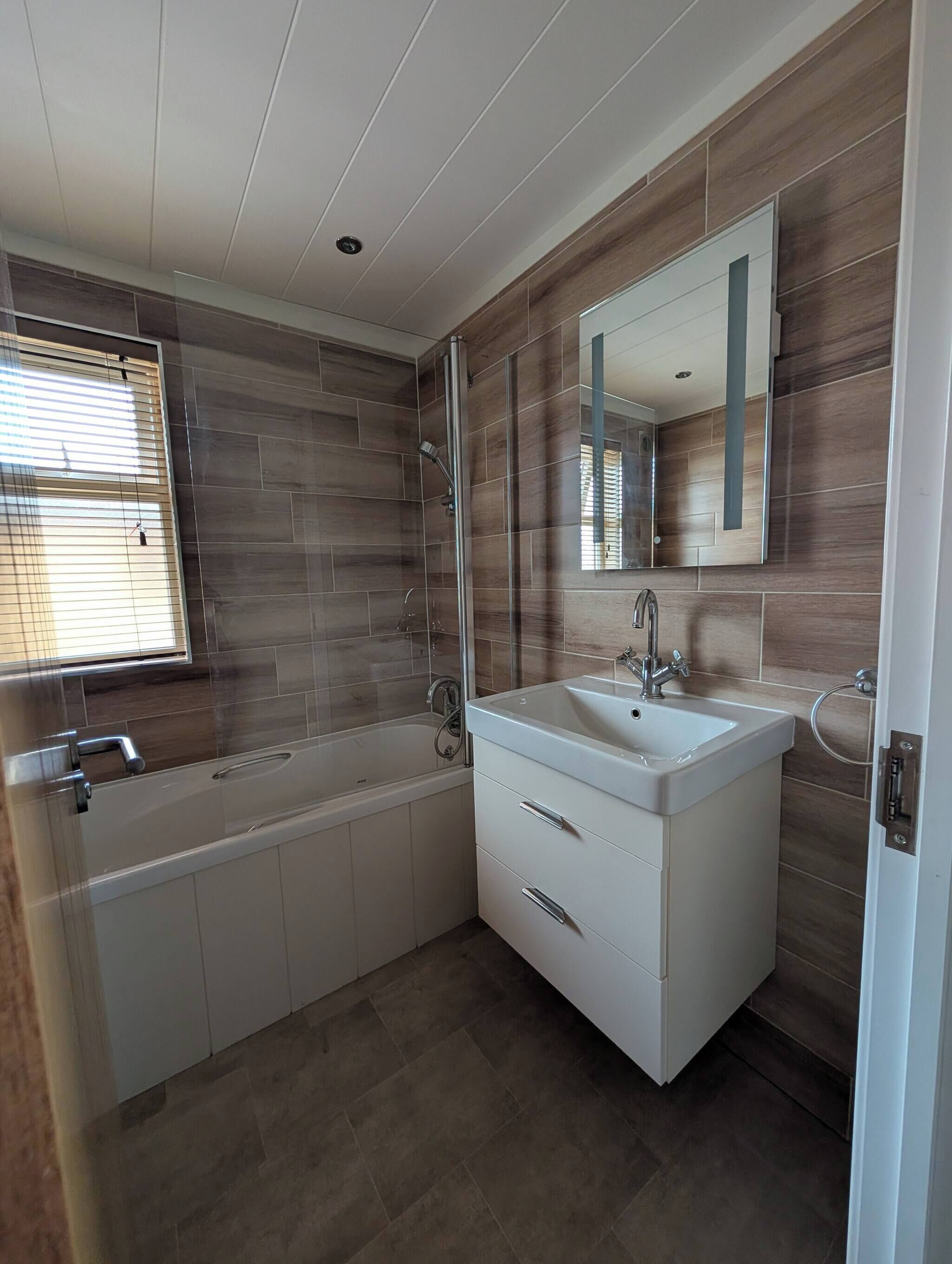 Loft, 2 Bedrooms, Balcony | Bathroom