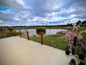 ロフト 2 ベッドルーム バルコニー | テラス / パティオ