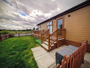 Loftíbúð - 2 svefnherbergi - svalir | Verönd/útipallur