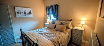 The Stables Cottage With Hot Tub - NO PE