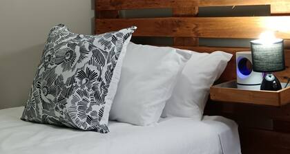 Perfect 1-bedroom apartment in welcoming Louis Trichardt neighborhood