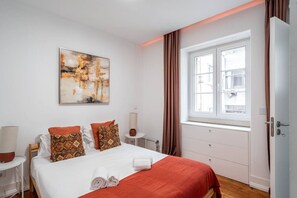 Bügeleisen/Bügelbrett, WLAN, Bettwäsche
