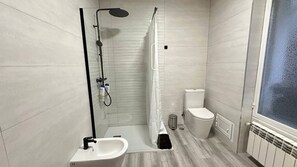 Shared bathroom - Rooms Don Ramon De La Cruz  (Madrid)