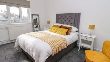 4 bedrooms, individually decorated, individually furnished, free WiFi