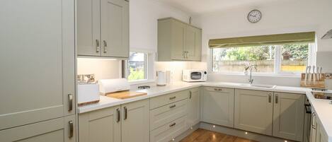 Geschirrspüler, Kochgeschirr/Geschirr/Besteck