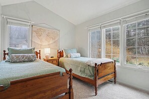 Main floor bedroom - The Whitney House (West Olive)