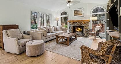 NEW LISTING: Spacious West Olive Retreat | Walk to Lake Michigan | Sleeps 11