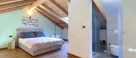 Fer et planche Ă repasser, Wi-Fi, literie fournie