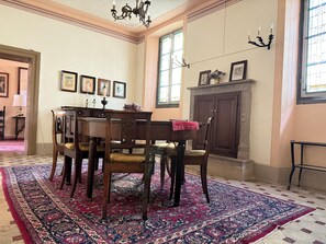 Dining - Villa ottocentesca immersa nella natura per gruppi di amici e grandi famiglie (Mura)