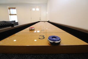 Spielezimmer