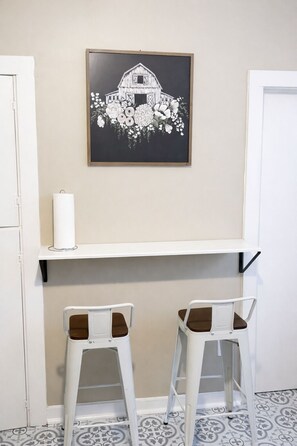 Interior - Legacy Ground-Level 1BR (Decatur)