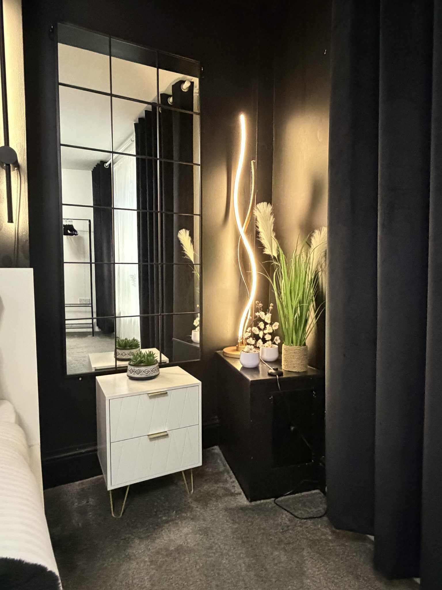 2 多间卧室、熨斗/熨衣板、免费 WiFi