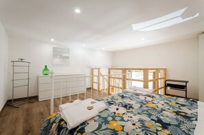 Internet - Stylish apartment with superstructure in historic Syracuse, climate, max. 4 persons (Siracusa)