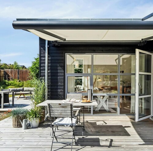 Luxury Beachside Summerhouse – Soft Nordic Design & Sea Air