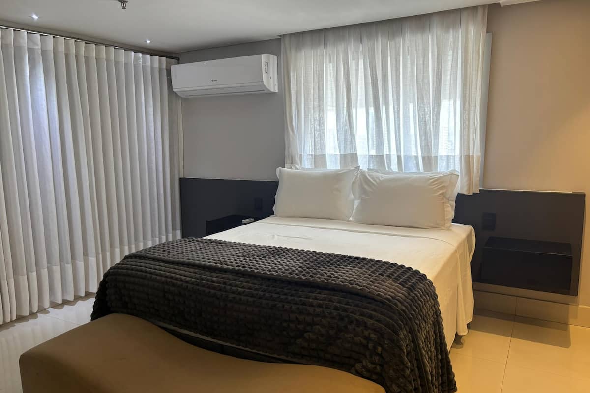 Elite Suite | Seterika/papan seterika, Wi-fi percuma