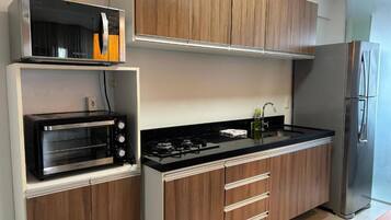 Comfort Apartment, Balcony, City View | Private kitchen
