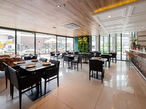 Dining - Flats no Hotel Mercure Belém Boulevard (Belém)