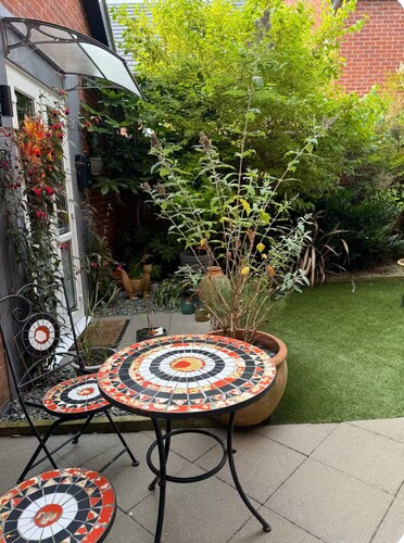 Peaceful 1-bed luxury apartment in charming Norwich for your stay award winning