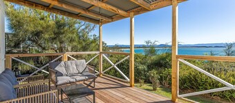 Moon Gate at Culburra - Pet Friendly Absolute Beachfront