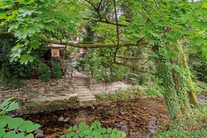 Property grounds - Room 8 with Private Terrace and Wi-Fi (Baden-Baden)