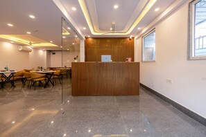 Reception - Hotel park Tree I Sec-63a I Noida (Noida)