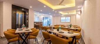 Hotel park Tree I Sec-63a I Noida