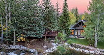 New Listing! Arrowhead Luxury Home | Private Pond | Fire Pit + Pool Table